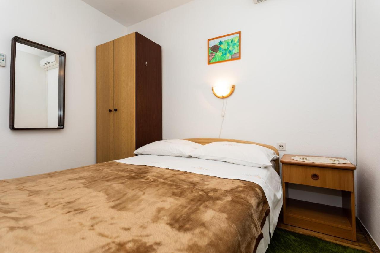 Rooms & Studio Apartment Mira Baška Kültér fotó