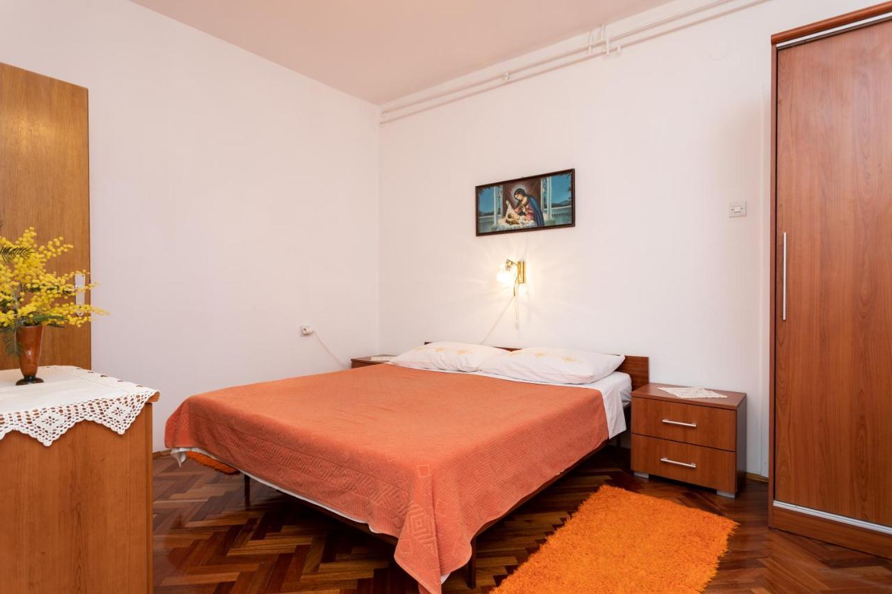 Rooms & Studio Apartment Mira Baška Kültér fotó